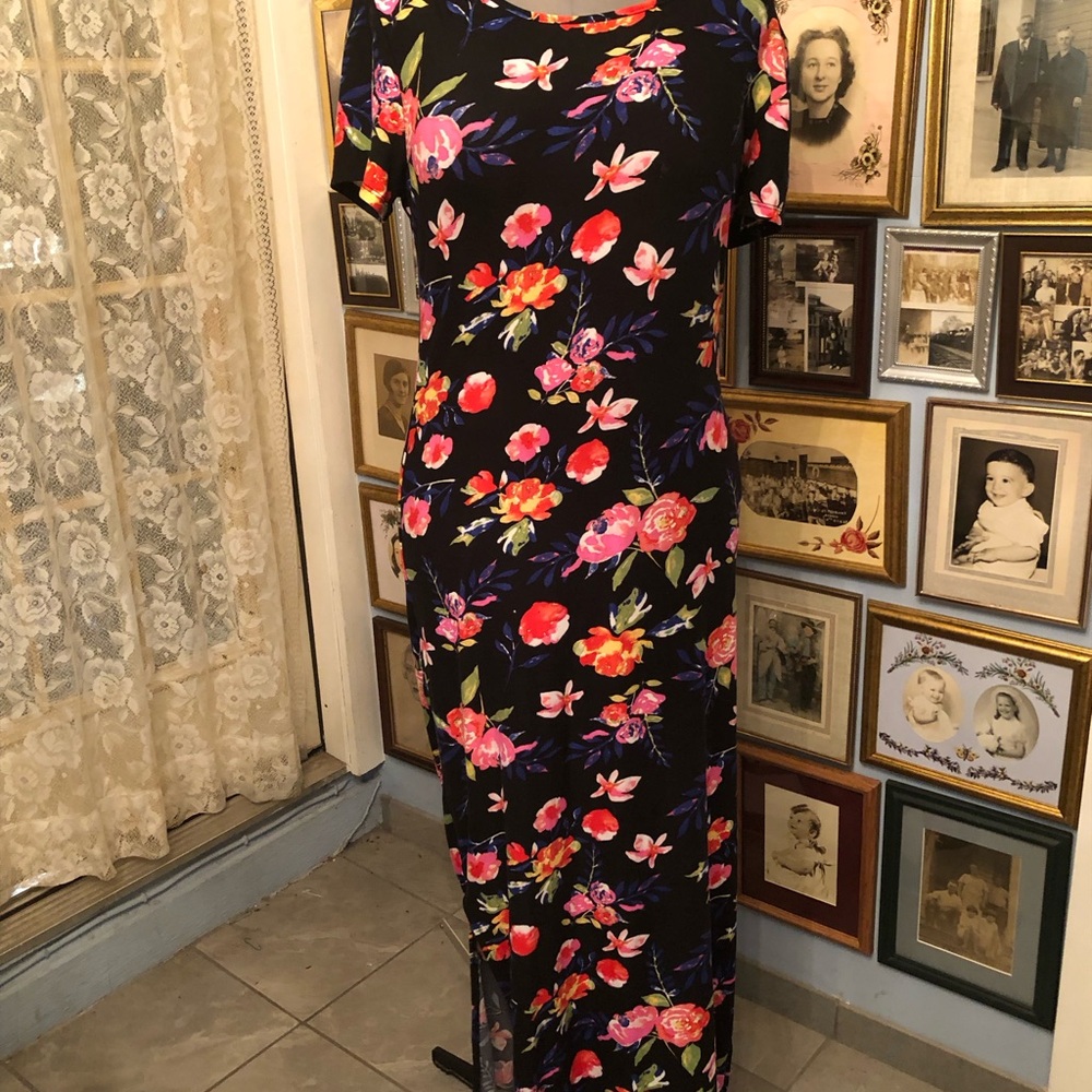 Stylish Bobby Brooks Ladies Long Dress S L Black Floral Print